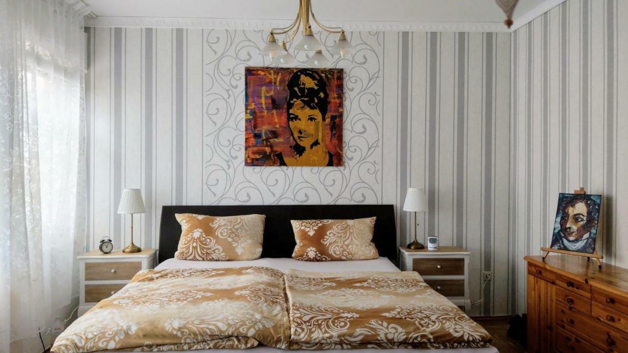 Artstudio Rudesheim Apartment Рюдесхайм ам Рейн Екстериор снимка